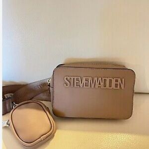 Steve Madden Mushroom Brown
Fanny Pack Belt Bag Crossbody with AirPod Holder